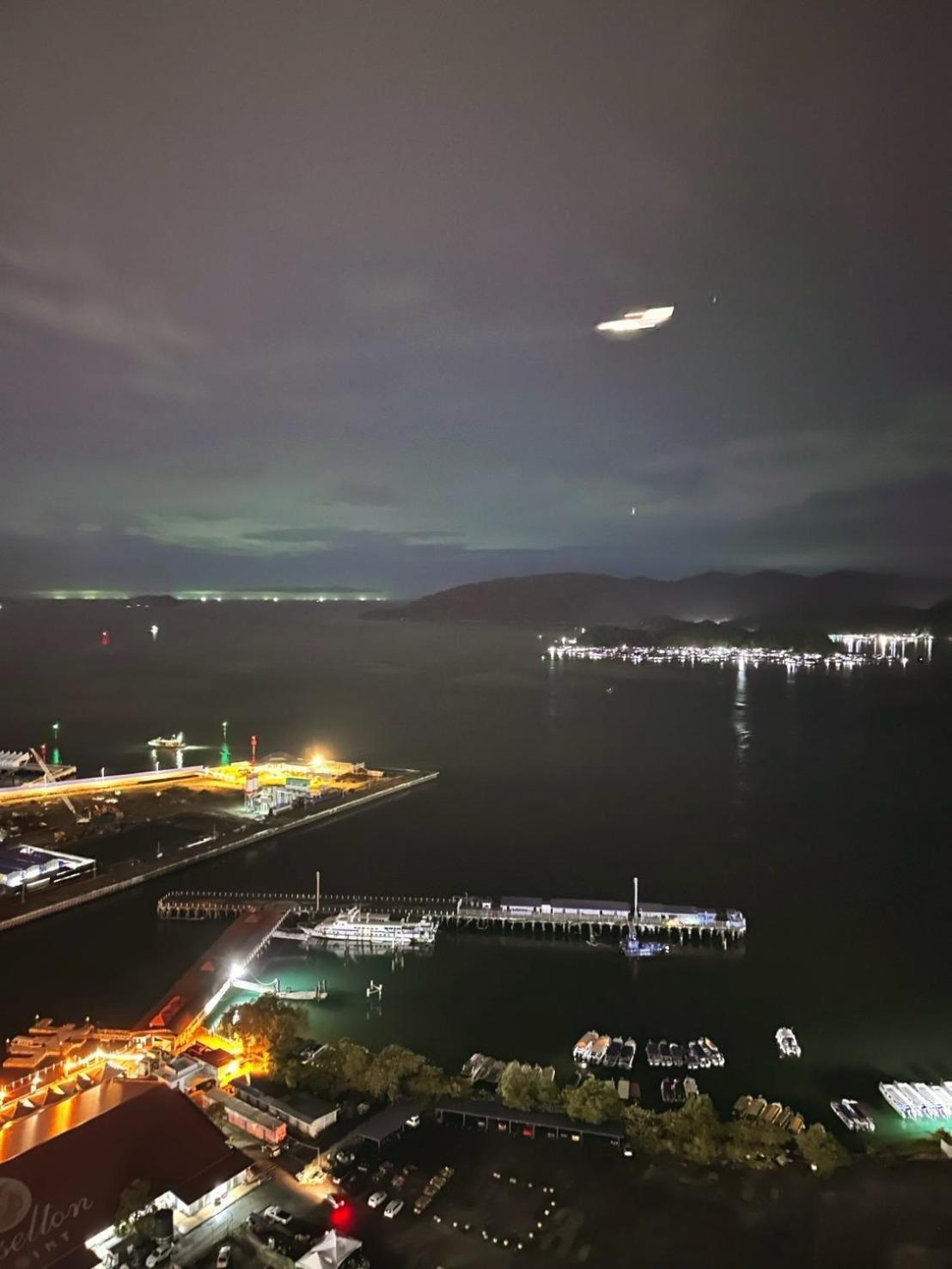 شقة Sunset View Jesselton Quay Near Jesselton Point Near Suria Sabah Near Gaya Street كوتا كينابالو المظهر الخارجي الصورة