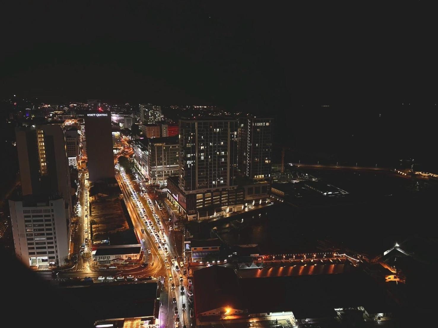 شقة Sunset View Jesselton Quay Near Jesselton Point Near Suria Sabah Near Gaya Street كوتا كينابالو المظهر الخارجي الصورة